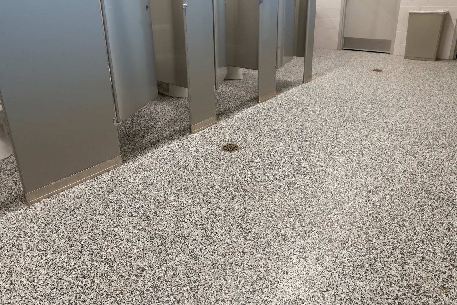 Recubrimiento de piso comercial de concreto en el sur de Florida