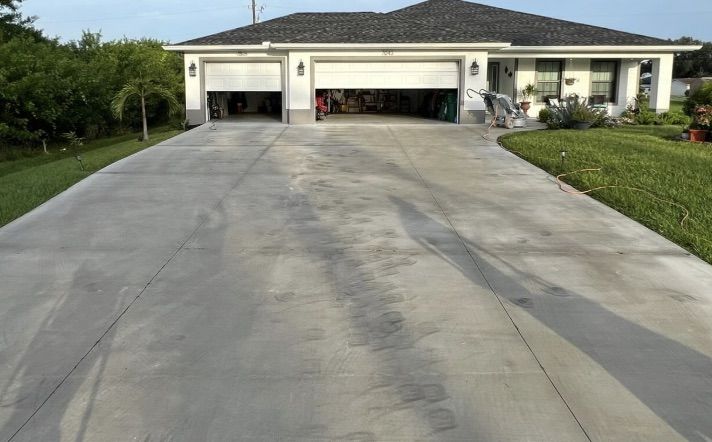 Entrada de autos de concreto antes del recubrimiento, condado de Broward FL