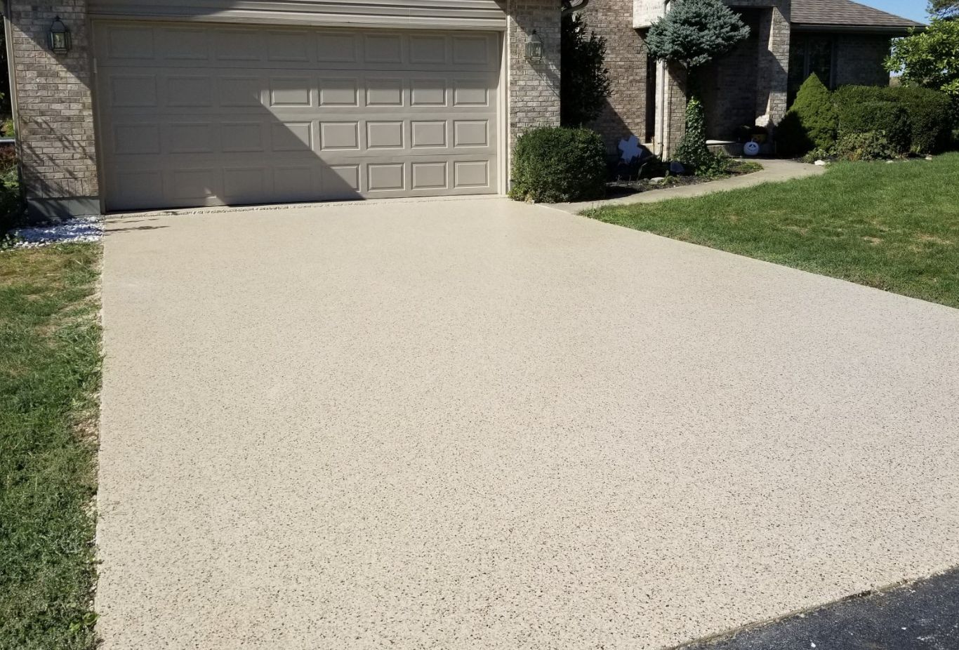 Driveway with flake coating, South Florida