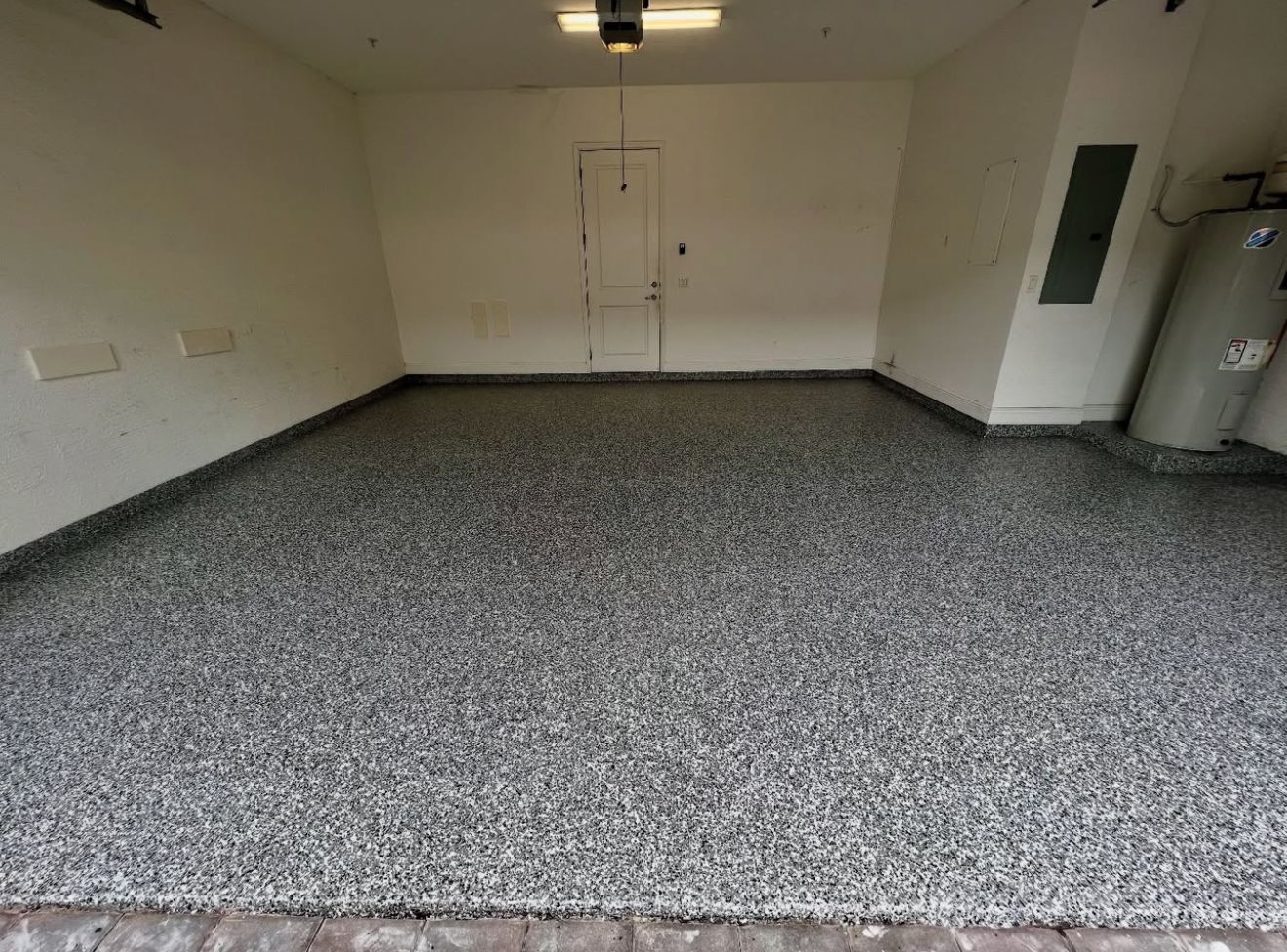 Garage Floor after flake coating, Coconut Creek, FL