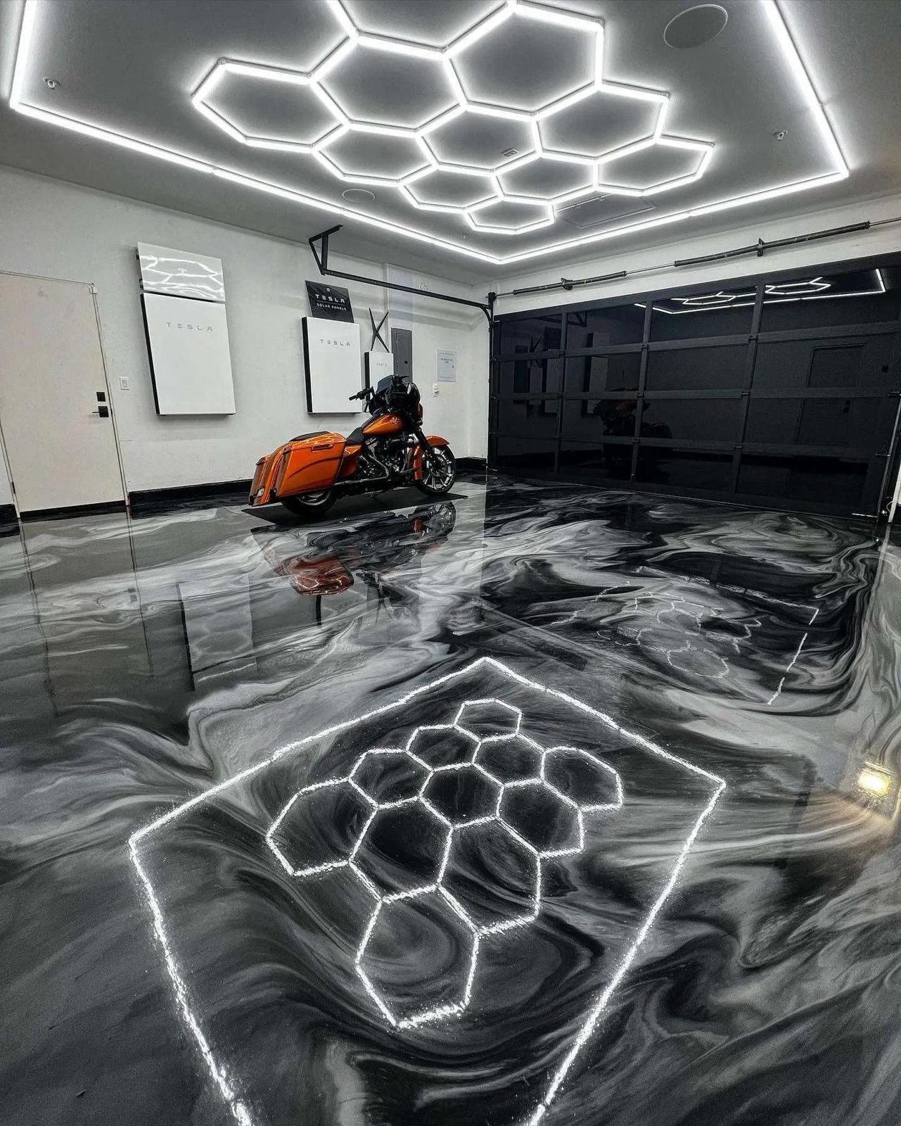 Garage Floor with metallic coating, South Florida